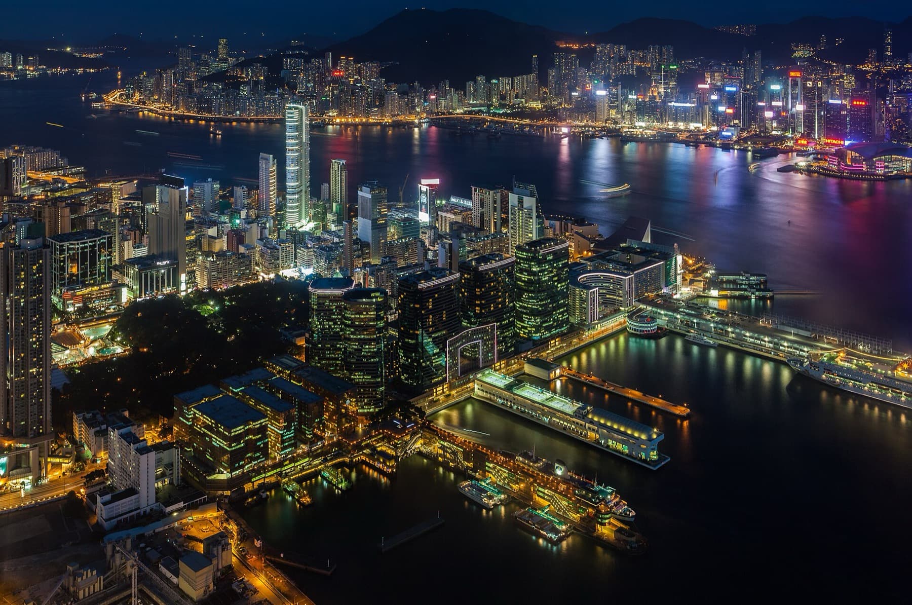 Hong Kong skyline from Sky100