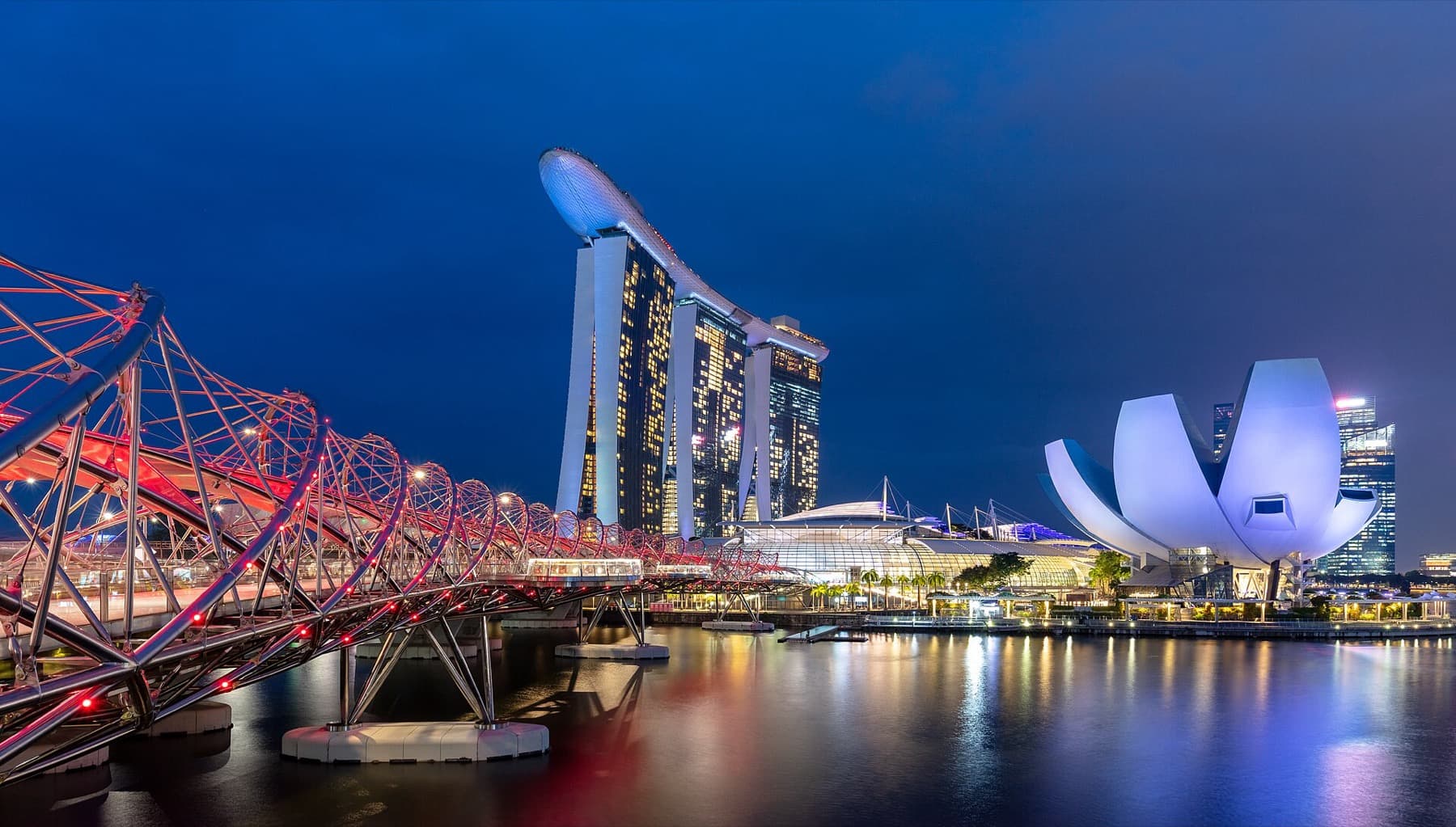 Marina Bay at night